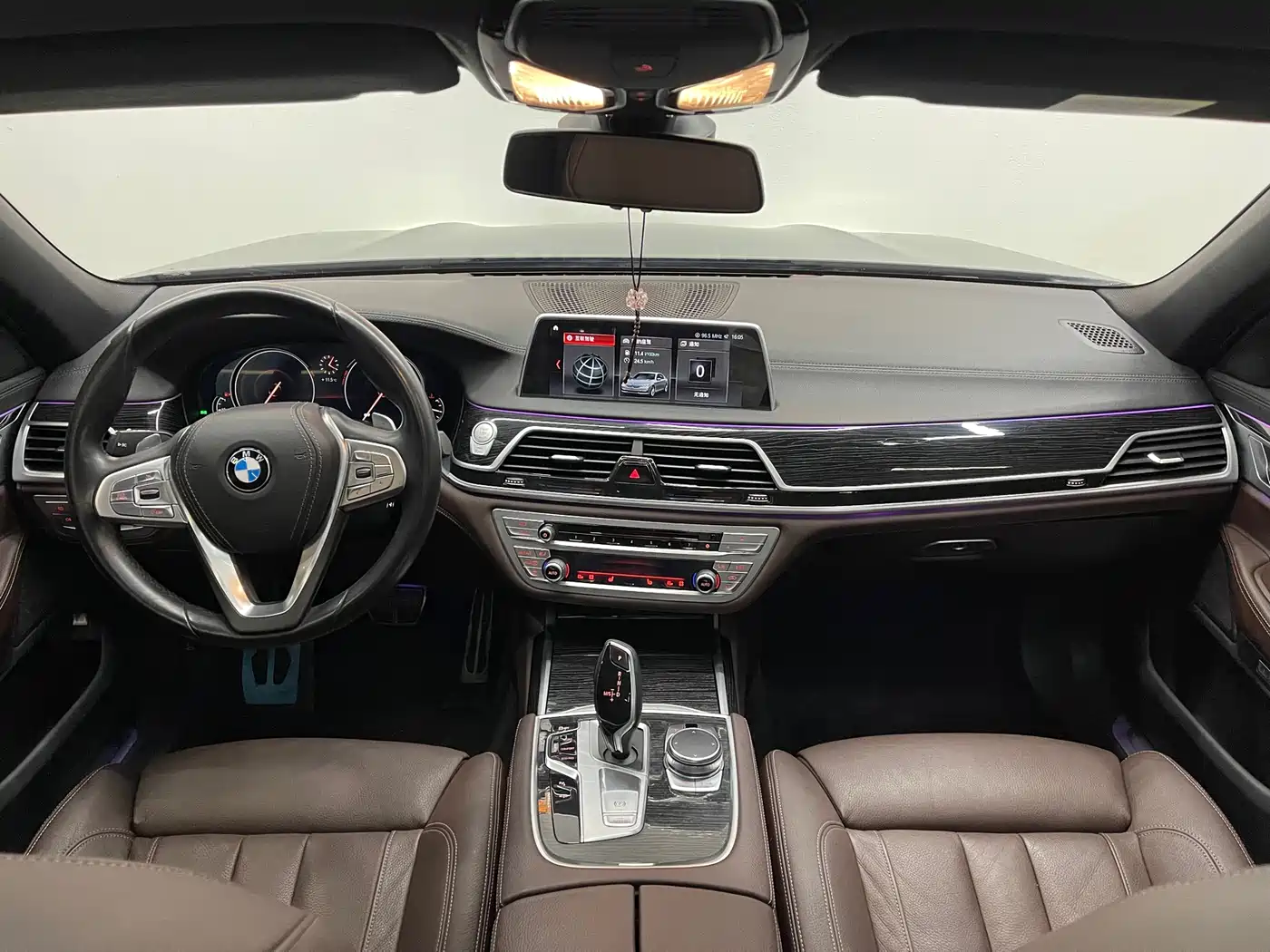 BMW 7 Series 2018 730Li Leading Type M Sport Package фото 8