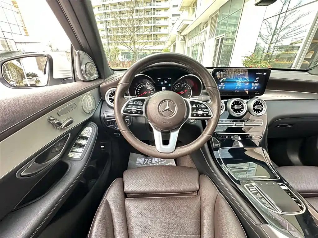 Mercedes-Benz GLC 2020 GLC 260 L 4MATIC Dynamic фото 15