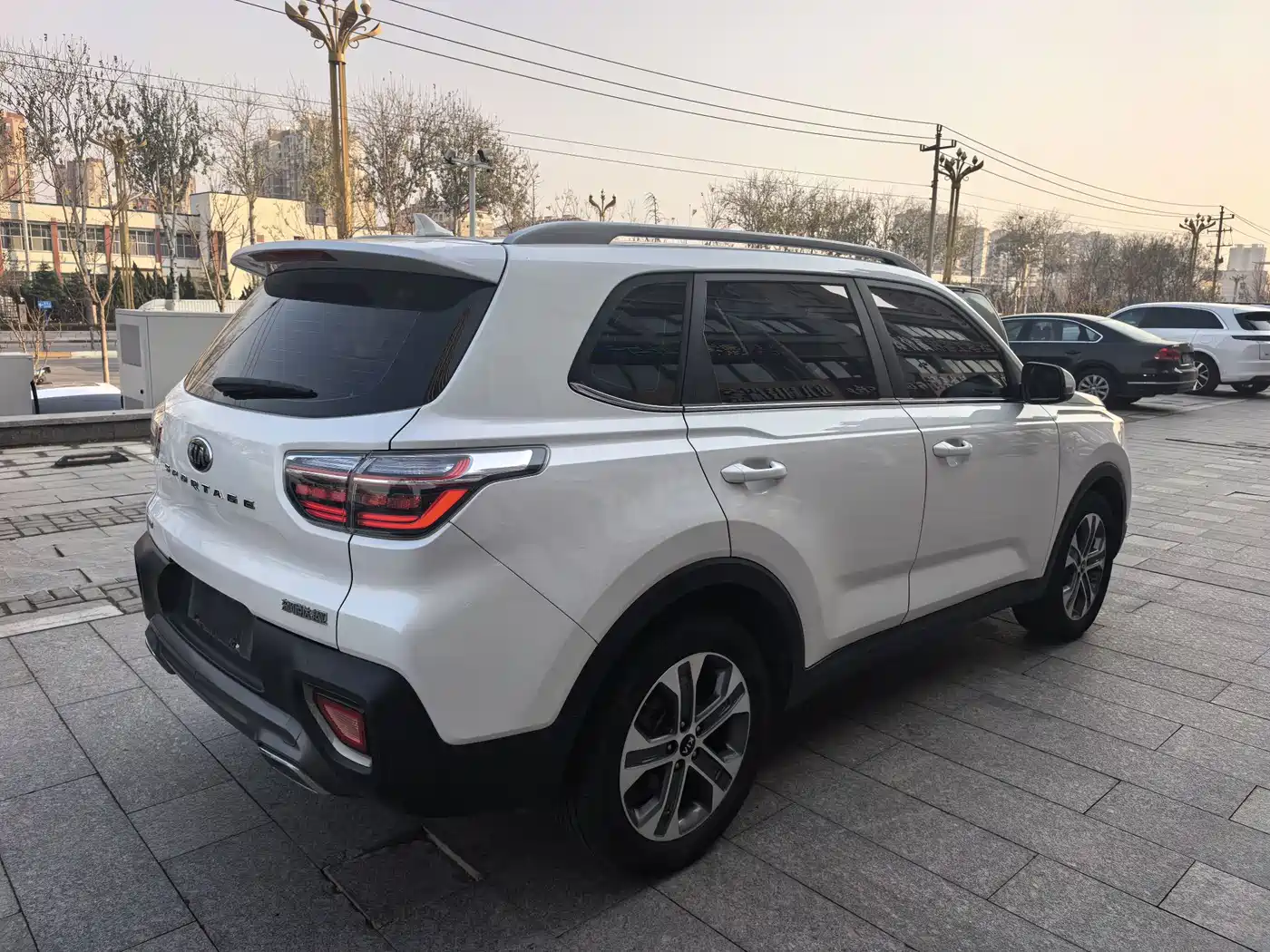 Kia Sportage 2019 2.0L Automatic Smart Luxury Edition фото 9