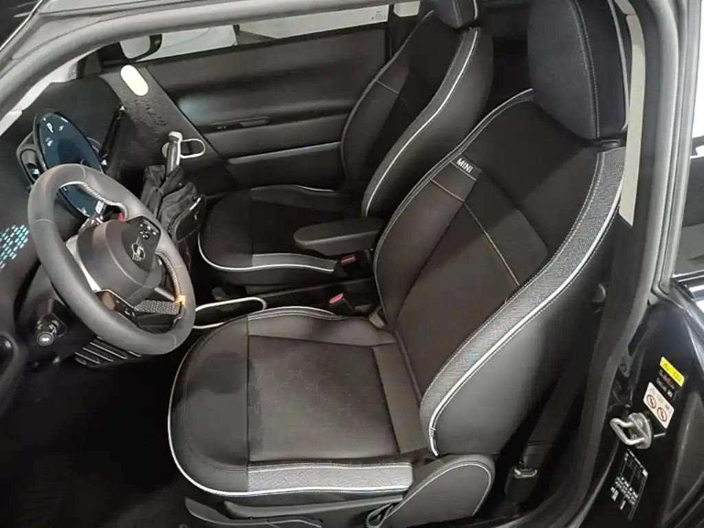 MINI Electric MINI COOPER 2024 2024 456km COOPER E Classic