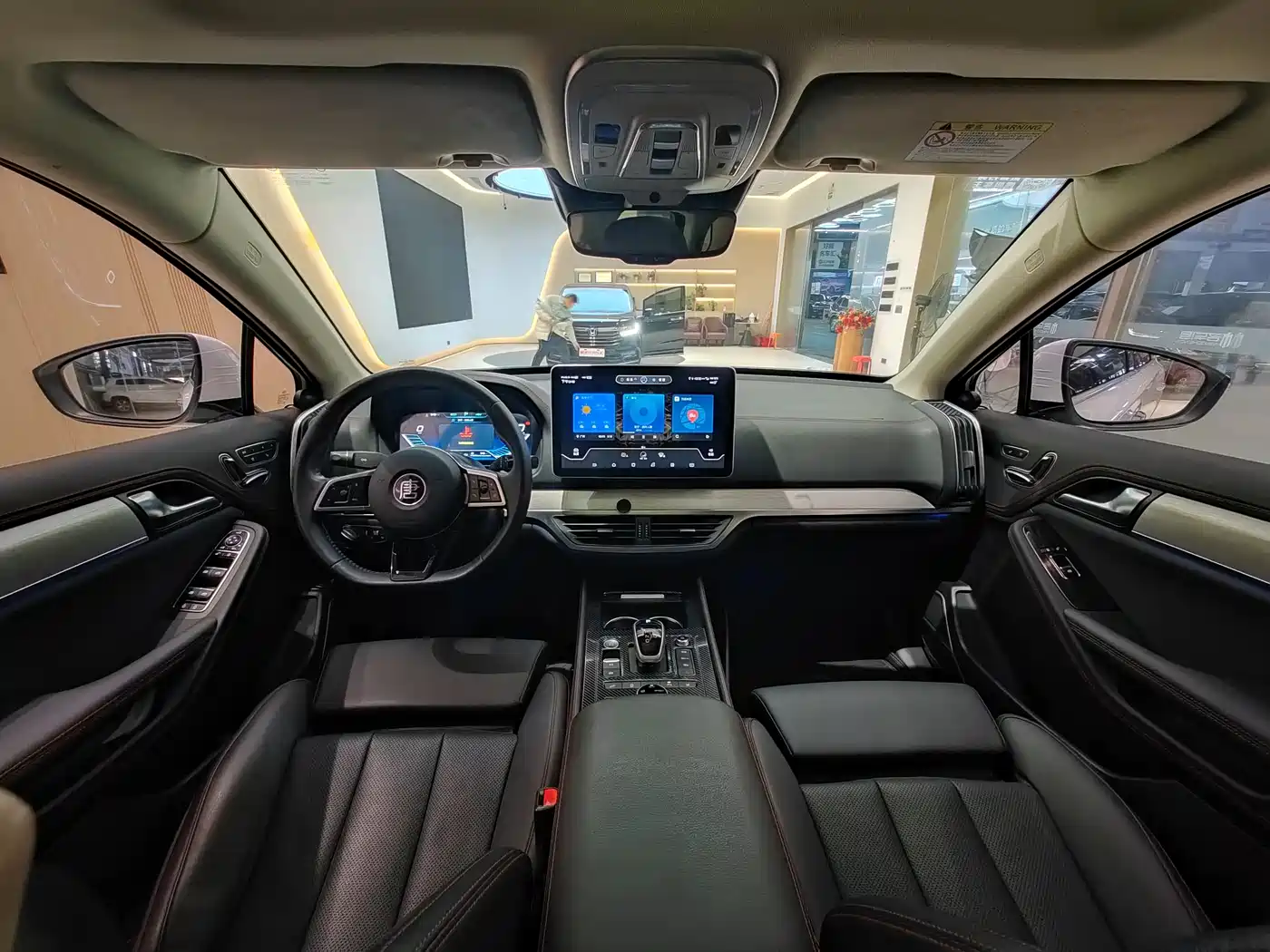 BYD Tang New Energy 2018 DM 2.0T Full-time 4WD Smart Connect Pioneer 5-seater China V фото 8
