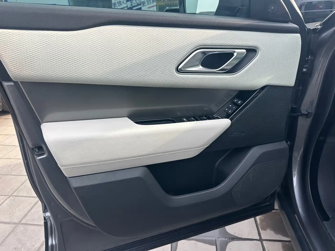 Land Rover Range Rover Velar 2018 P380 R-DYNAMIC S фото 9