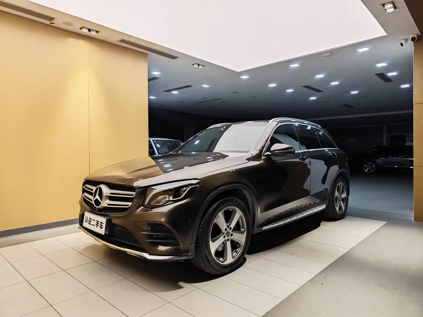 Mercedes-Benz GLC 2017 GLC 260 4MATIC Luxury