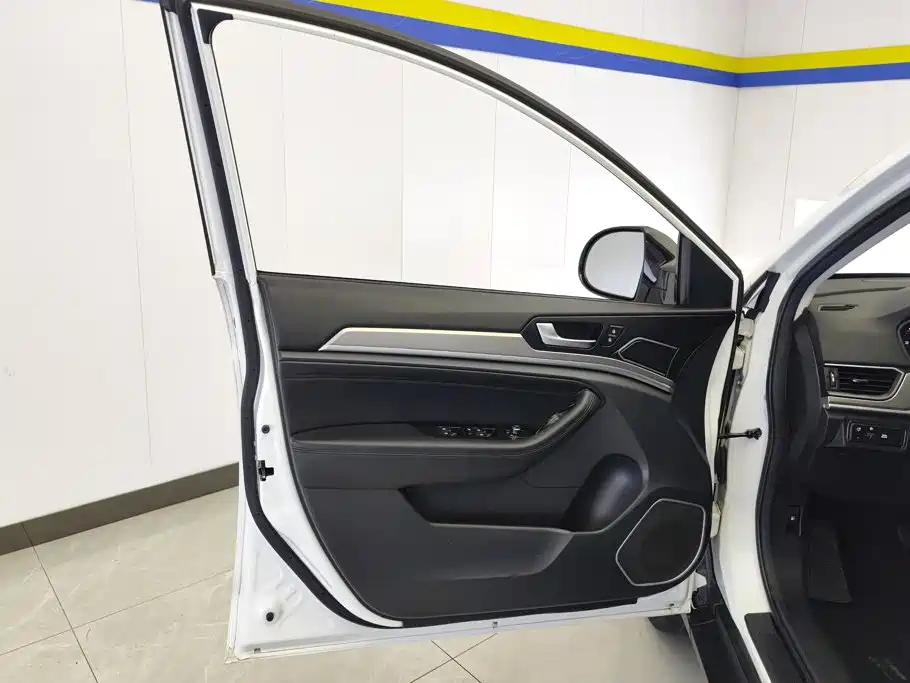 Фото 7 - Haval H6