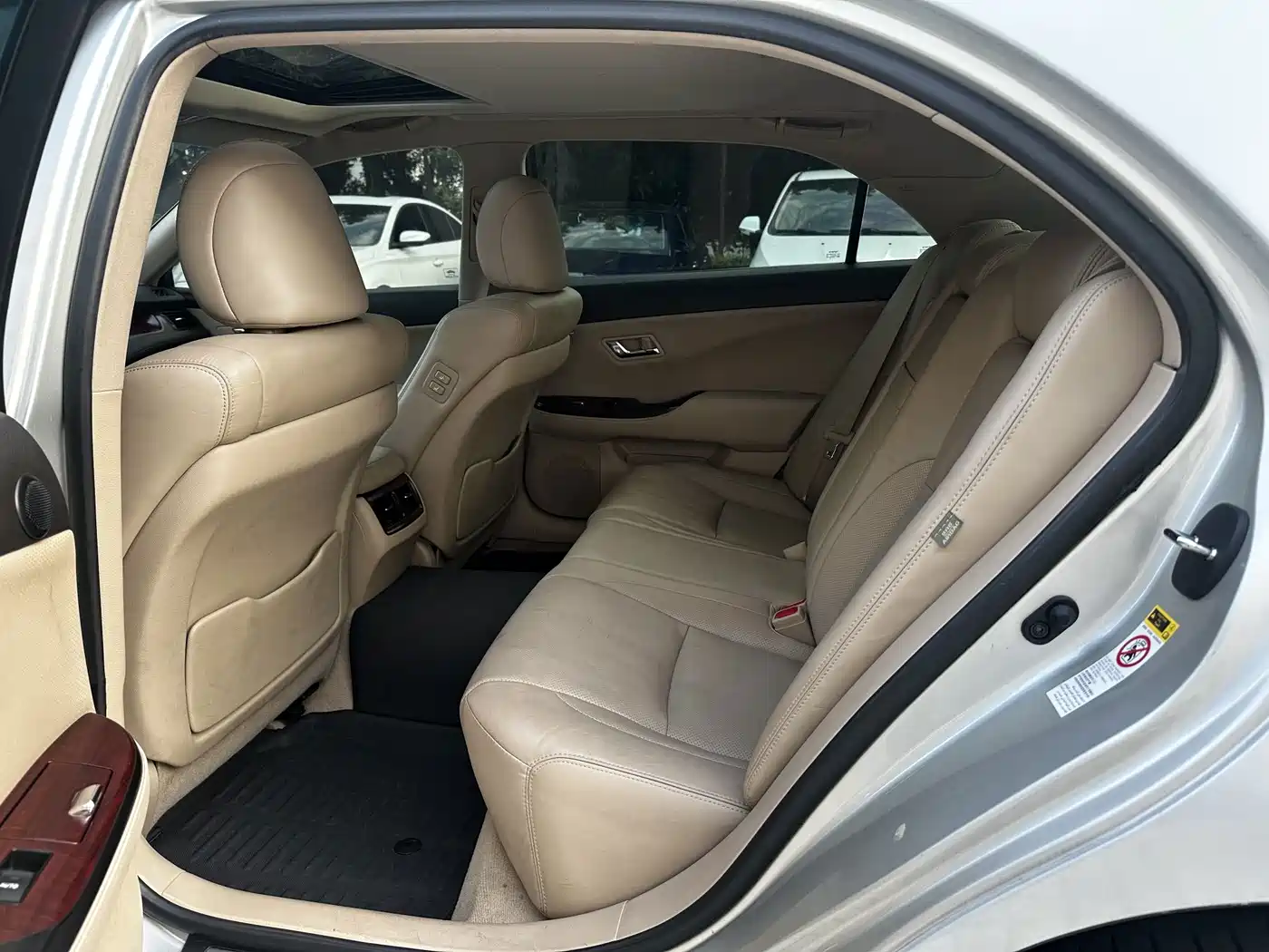 Фото 7 - Toyota Crown