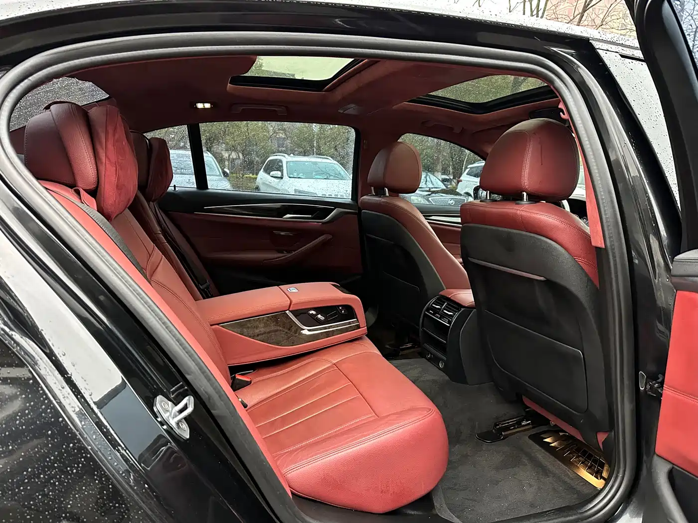 BMW 5 Series 2019 530Li Leading M Sport Package фото 10