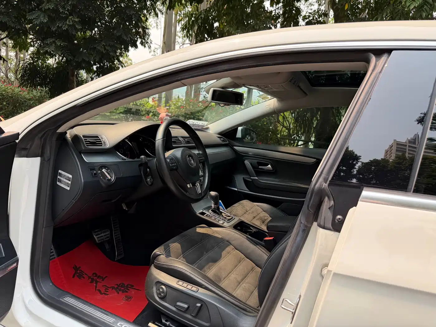 Volkswagen FAW-Volkswagen CC 2012 1.8TSI Premium фото 6