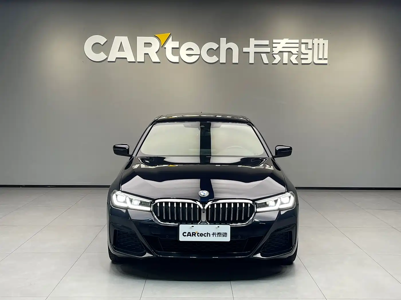 BMW 5 Series 2022 530Li Exclusive M Sport Package фото 2