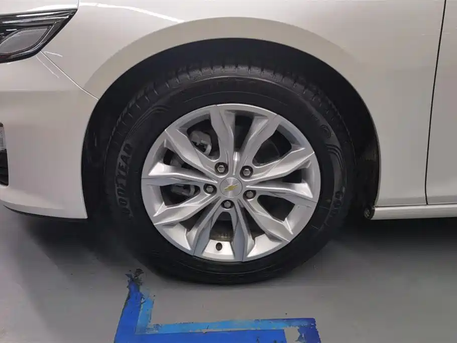 Chevrolet Malibu XL 2023 1.5T RS Edition фото 6