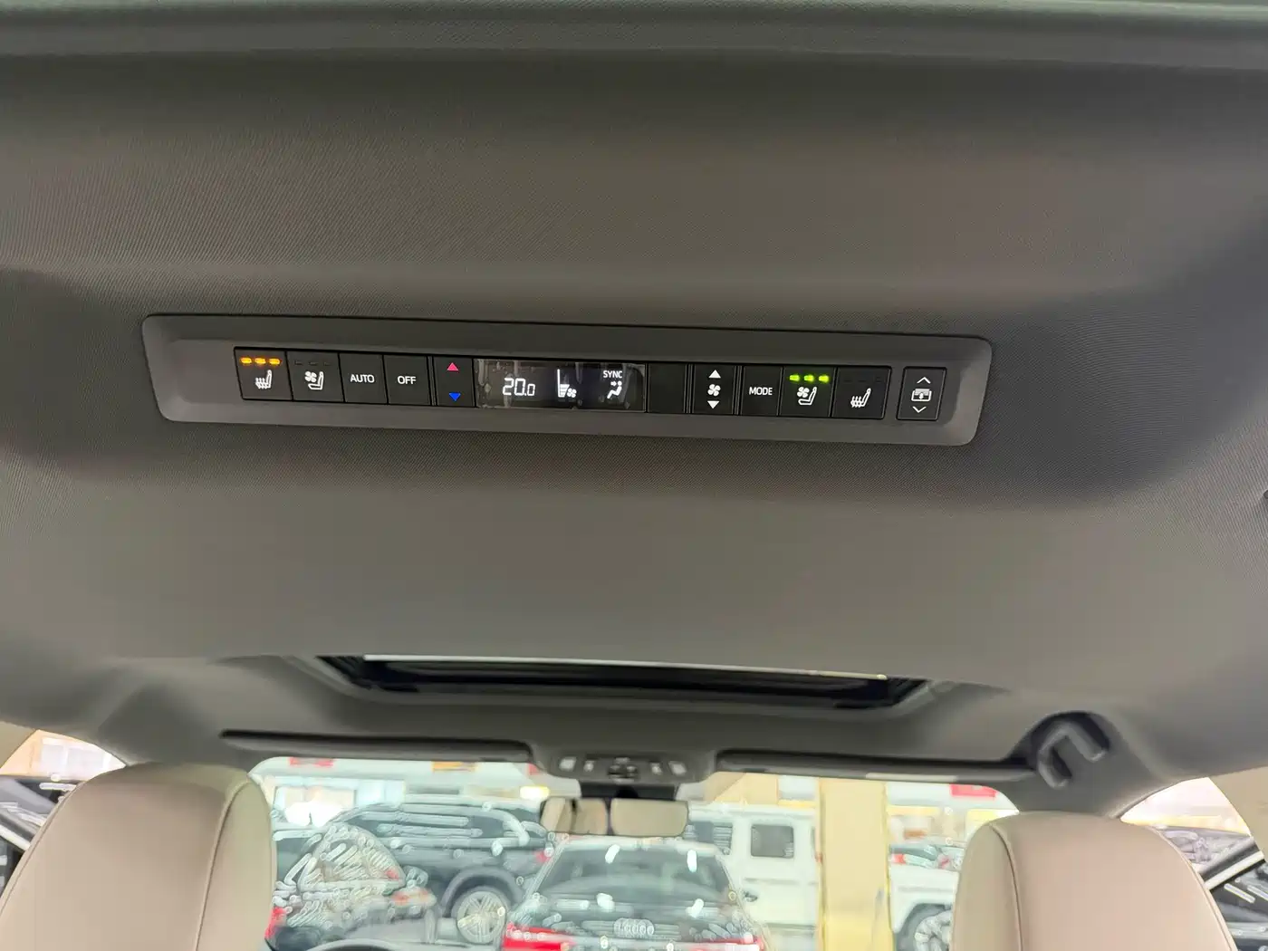Toyota Granvia 2025 2024 2.5L Hybrid Supreme ULTRA