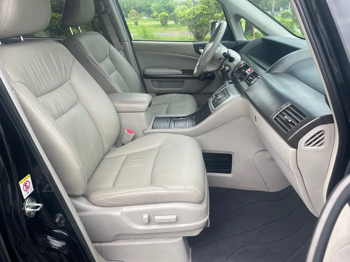 Honda Elysion 2014 2012 2.4L VTi-S Premium Edition