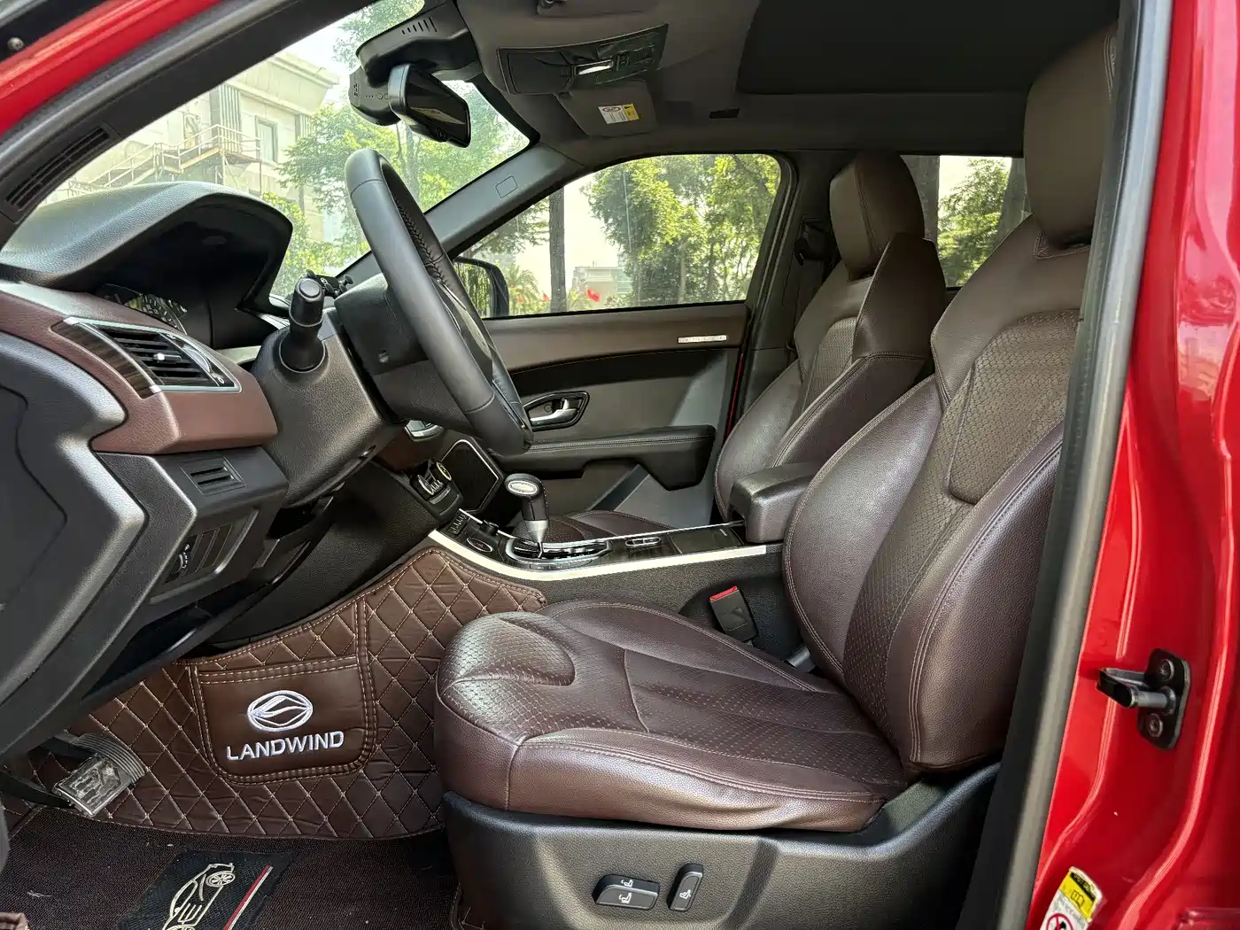 Landwind X7 2017 2015 2.0T Panorama Premium