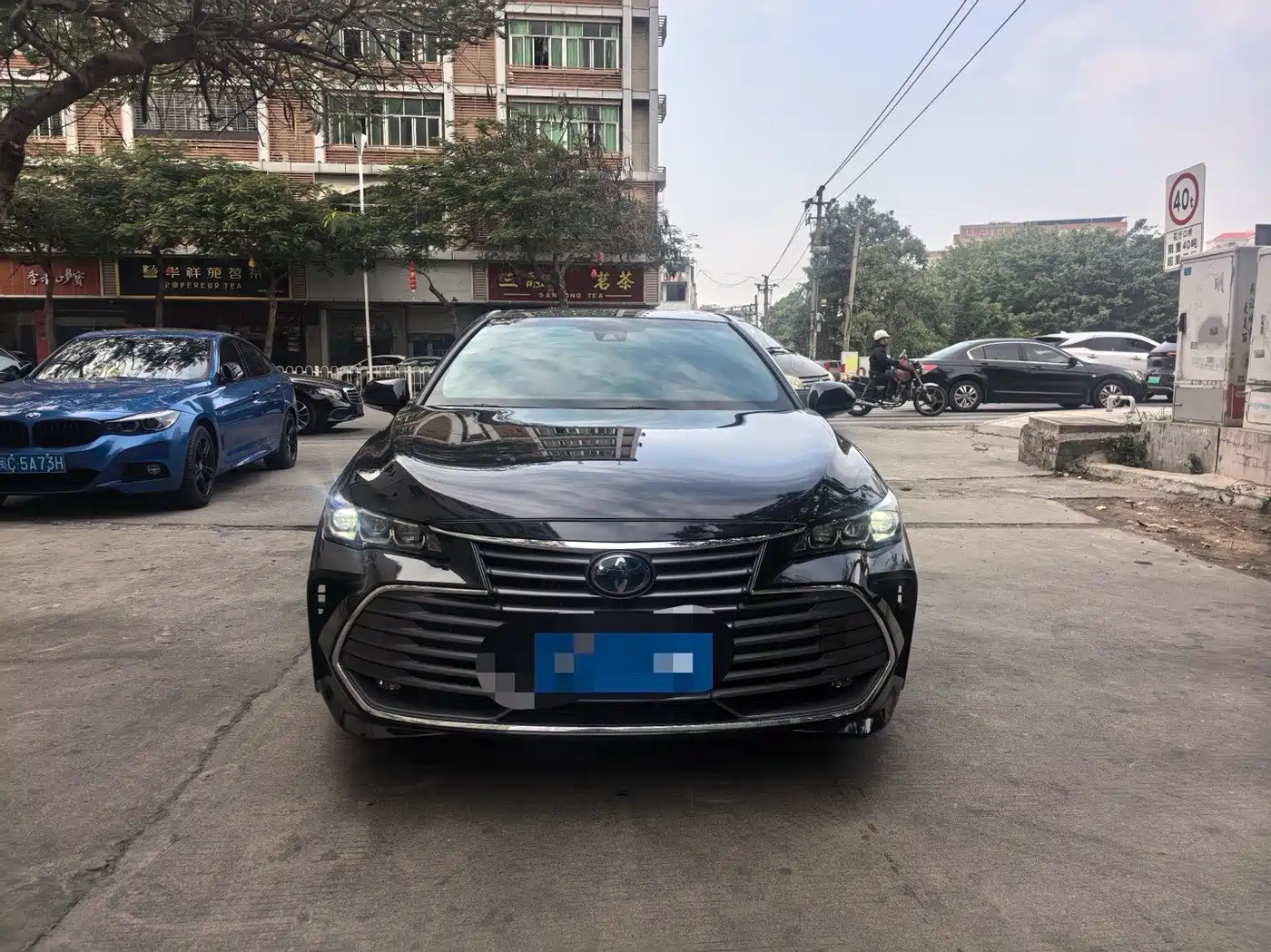 Toyota Avalon 2019 Hybrid 2.5L Luxury Edition China V