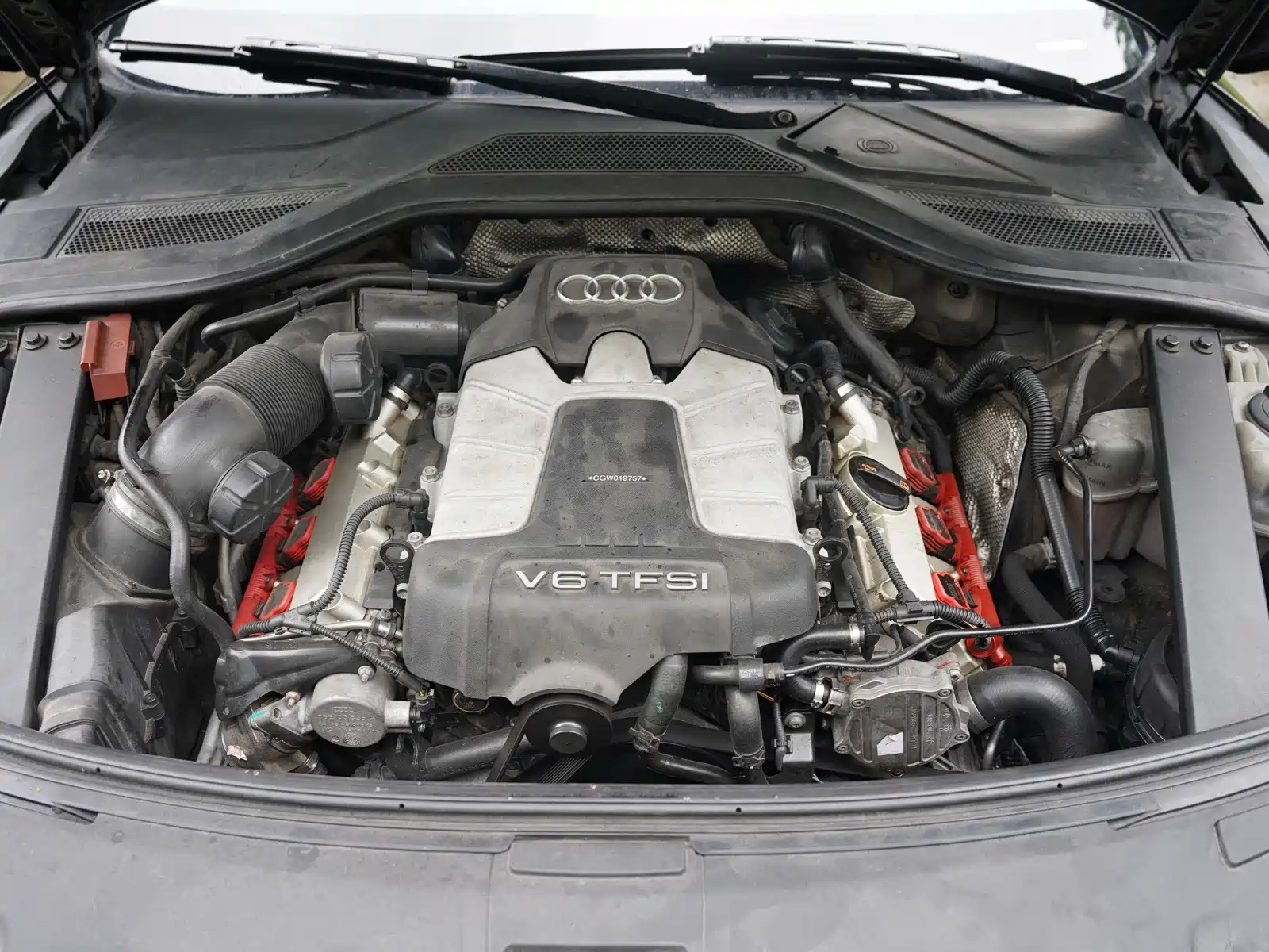 Фото 28 - Audi A8
