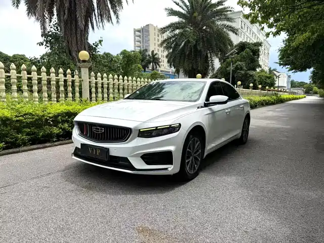 Geely Preface 2.0TD, Люкс
