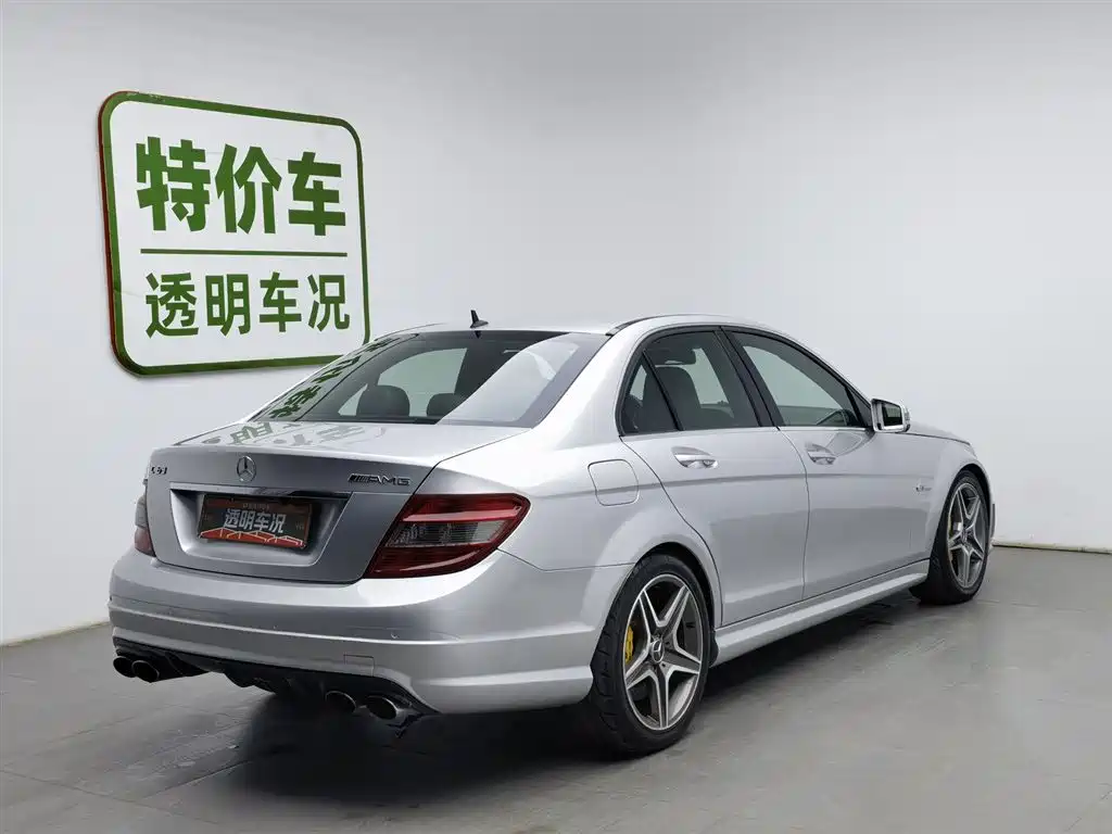 Mercedes-Benz C-Class AMG 2009 AMG C 63 Dynamic фото 2