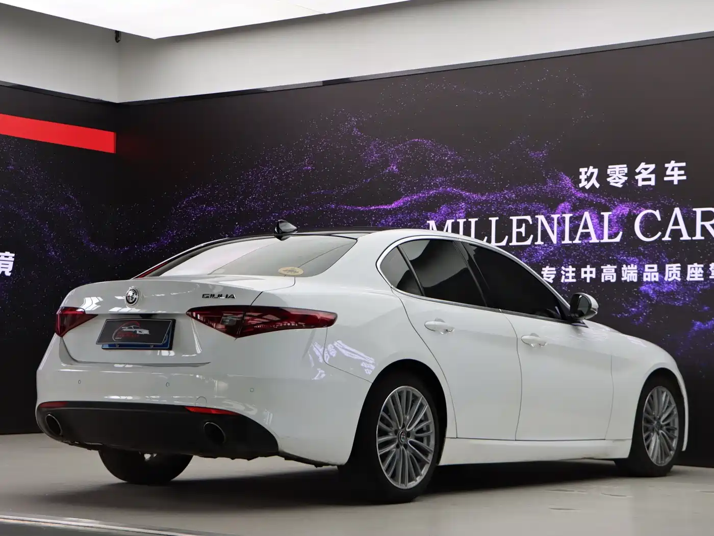 Alfa Romeo Giulia 2020 2017 2.0T 280HP Luxury Edition