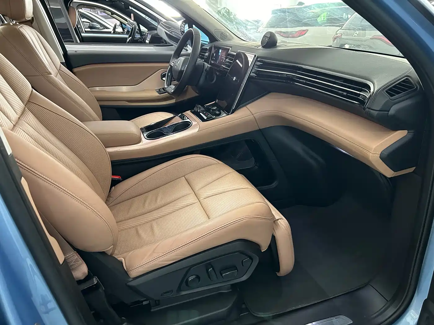NIO ES8 2018 2018 355KM Base Model 7-Seater Version