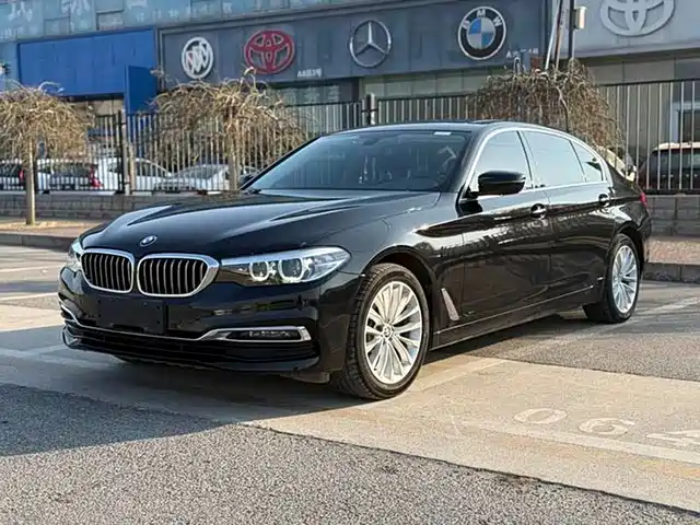 BMW 5 Series 2023