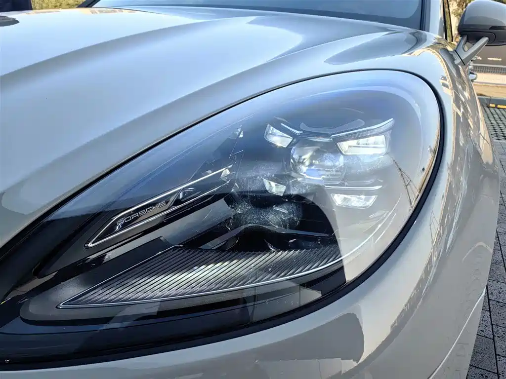 Porsche Macan 2023 Macan 2.0T фото 18