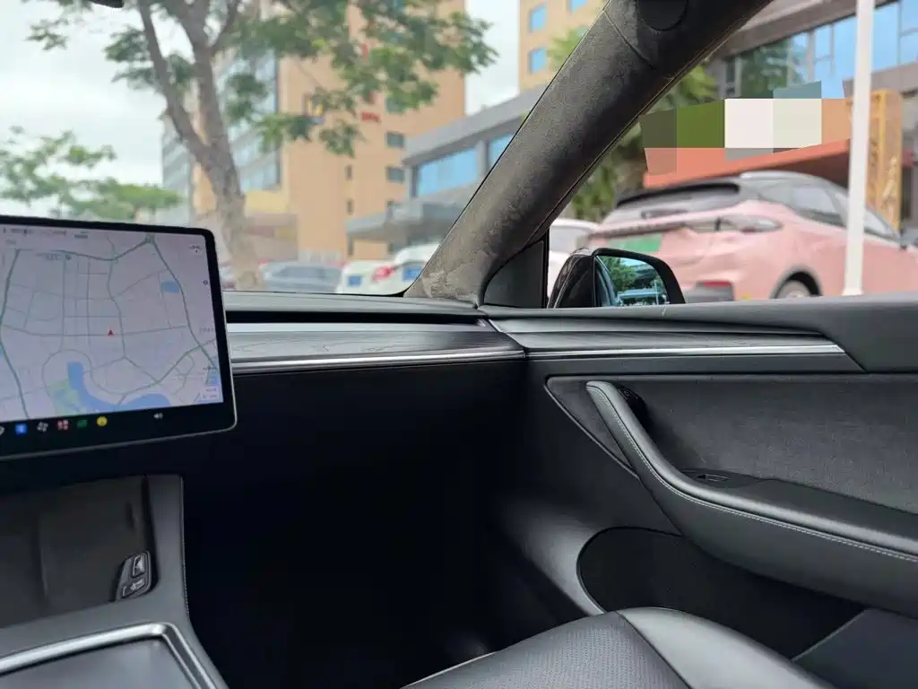 Фото 9 - Tesla Model Y