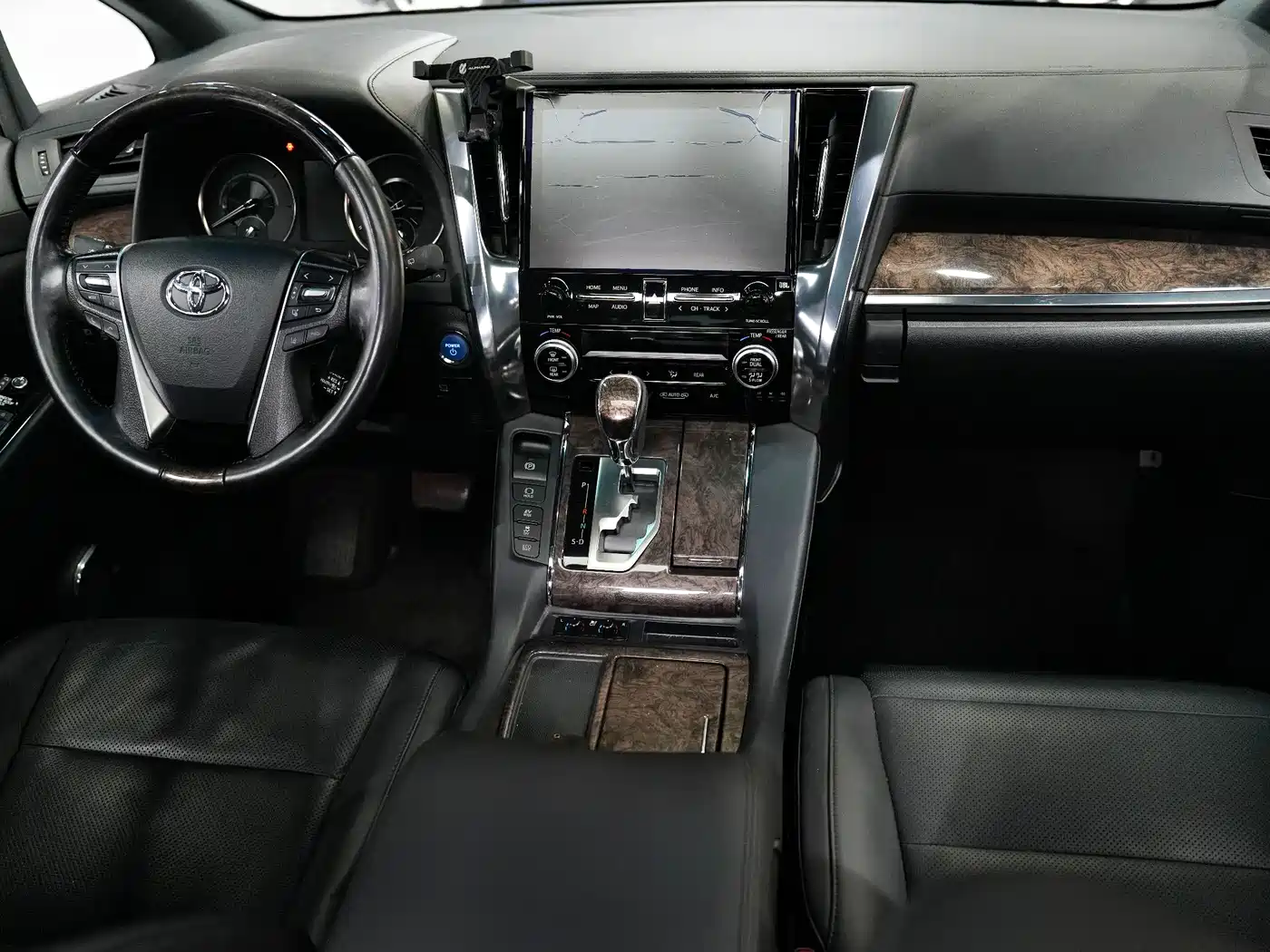 Toyota Alphard 2021 Hybrid 2.5L Ultimate фото 35