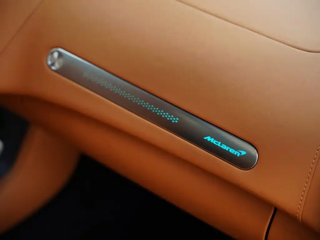 McLaren GT 2023 2023 4.0T Standard Model