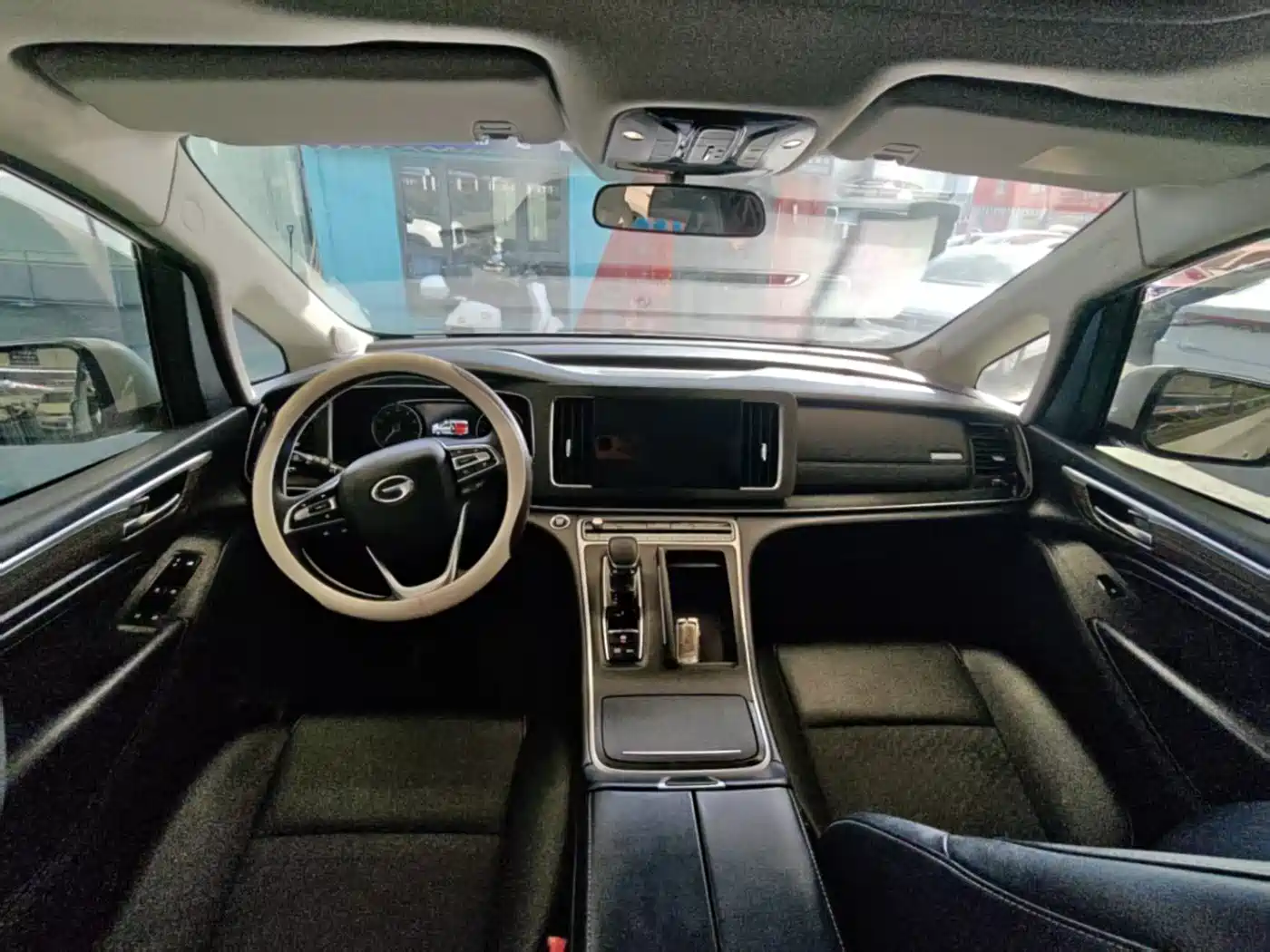 GAC Trumpchi Trumpchi M8 2023 Leading Series 390T Premium Edition фото 6