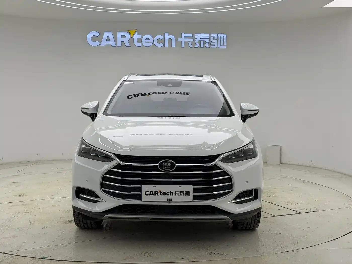 BYD Tang 2018 2018 2.0T Automatic Smart Connection Honor Edition 7-Seater China V