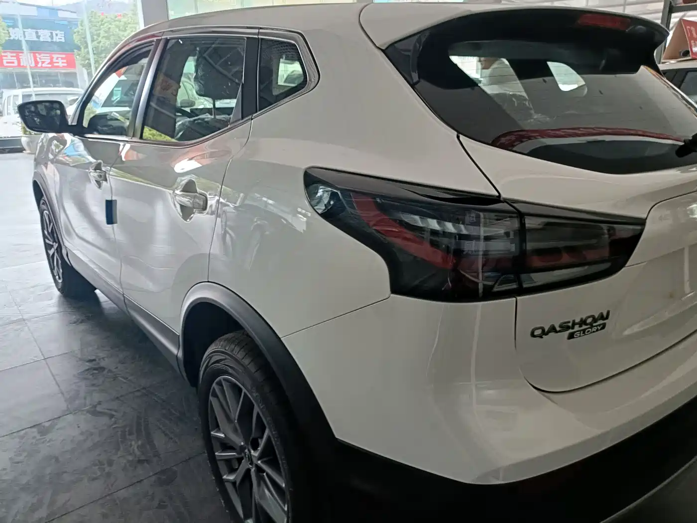 NISSAN QASHQAI