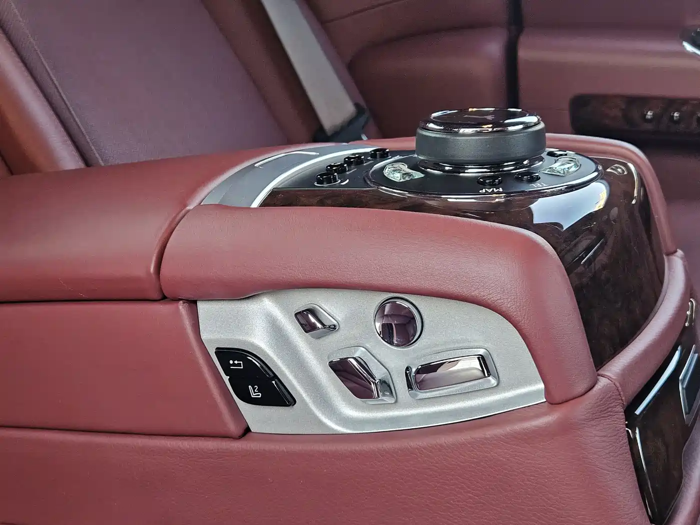Rolls-Royce Ghost 2014 2014 6.6T Extended Edition