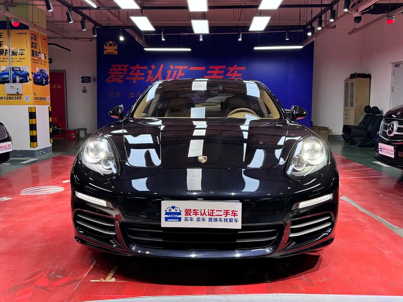 Porsche Panamera 2014 Panamera 4 3.0T фото 2