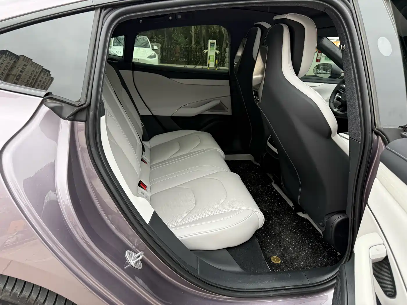 XIAOMI CAR XIAOMI SU7