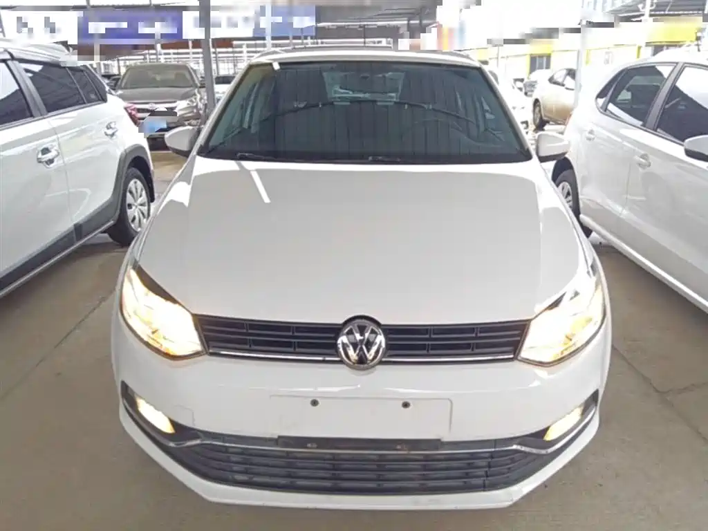 Volkswagen Polo 2016 1.6L Automatic Comfort фото 3