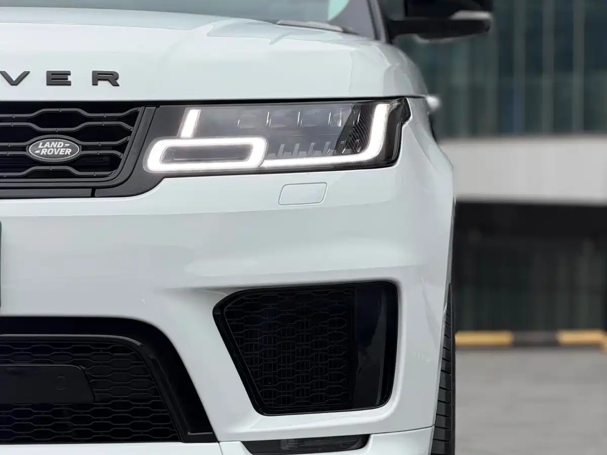 Land Rover Range Rover Sport 2020 3.0 L6 HSE DYNAMIC фото 5