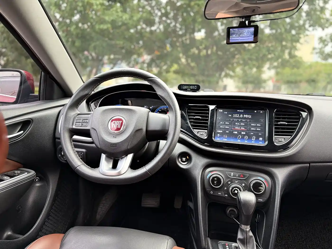 Fiat Viaggio 2016 2015 1.4T Auto Sport Edition