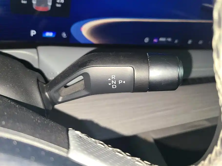 GEELY GALAXY GALAXY E8