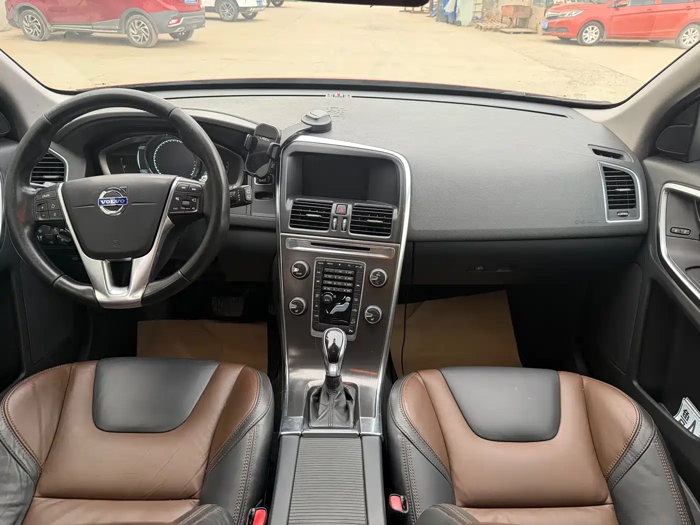 Photo 5 - Volvo XC60 (Import)