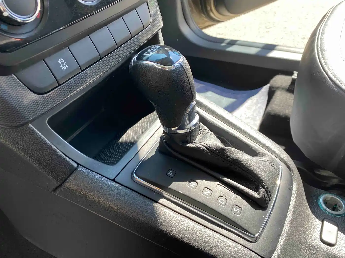 Škoda Yeti 2017 TSI280 DSG Advance фото 14