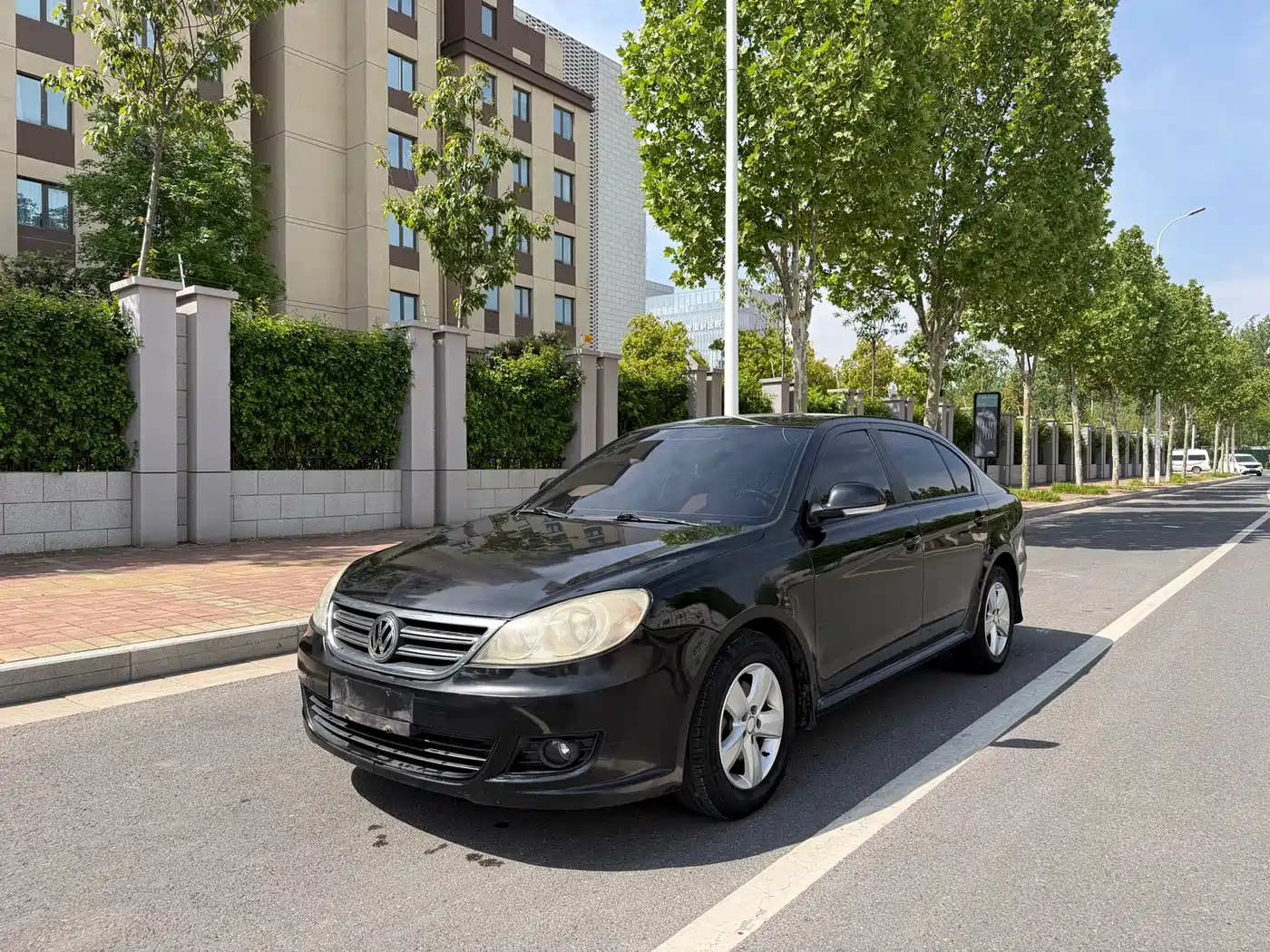 Volkswagen Lavida 2011 2.0L Automatic Pinyou Edition
