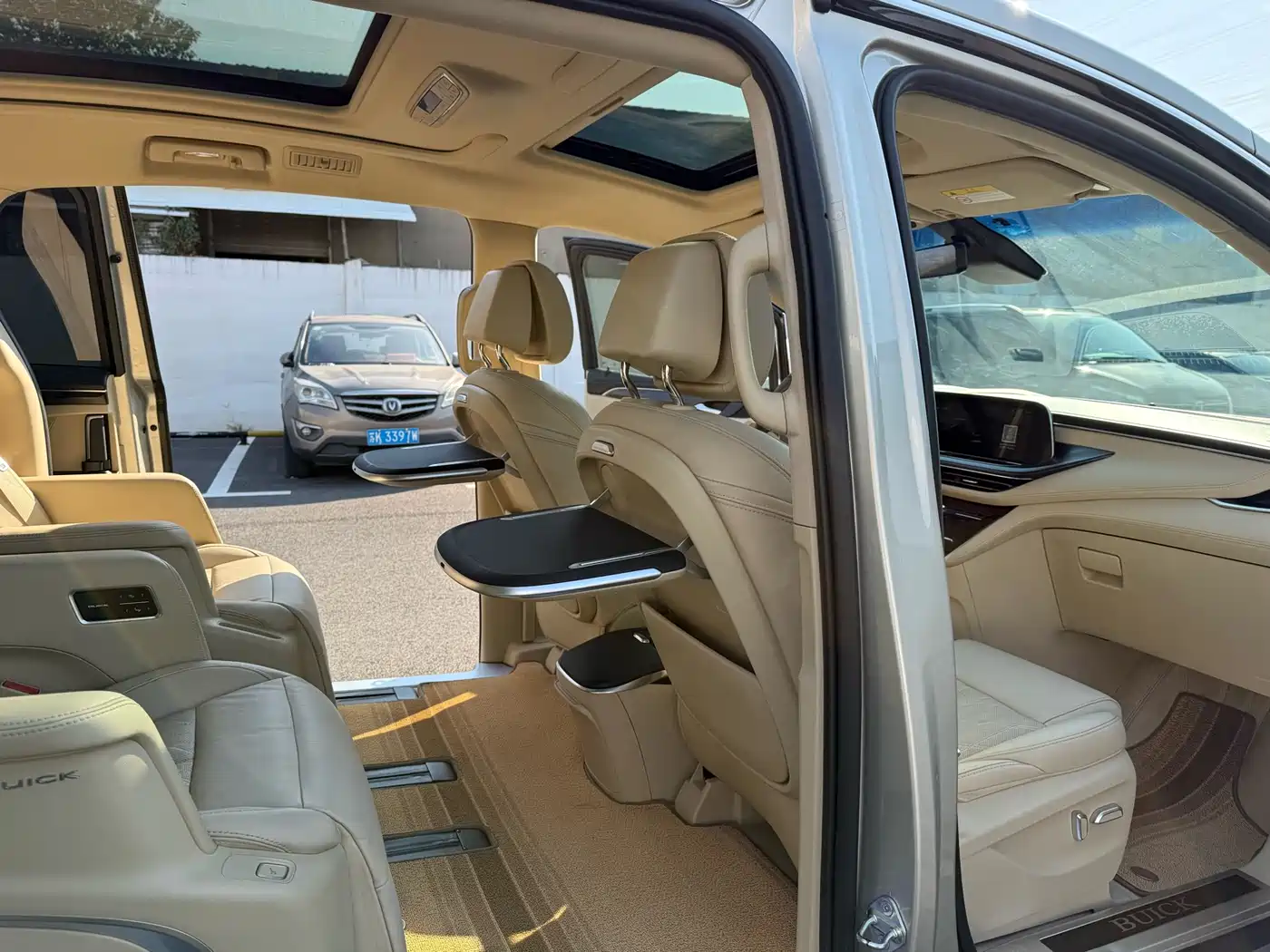 Buick GL8 2022 ES Landmark 653T Luxury фото 10
