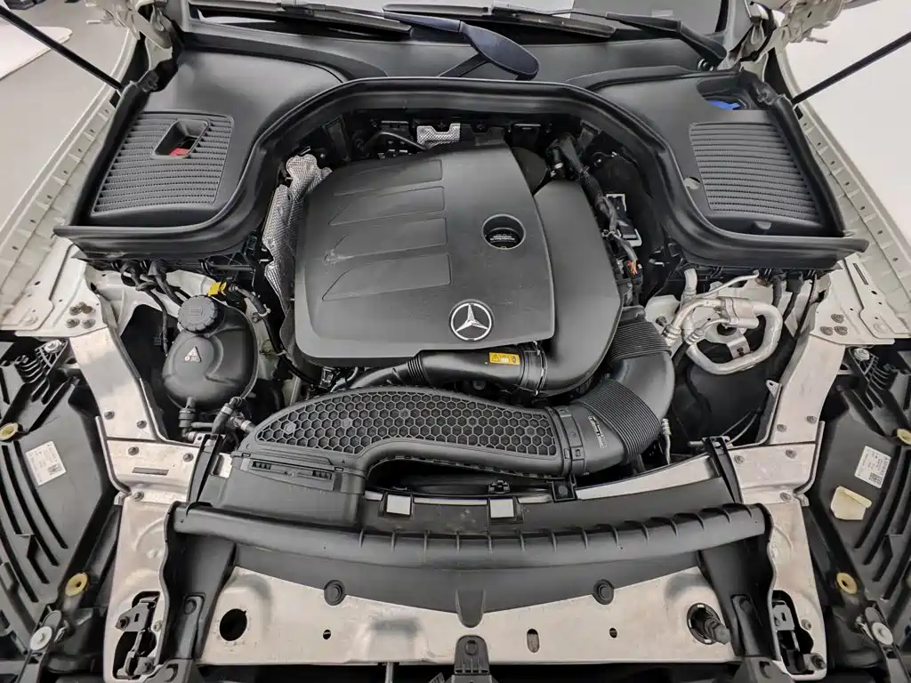 Mercedes-Benz GLC Coupe 2021 2020 GLC 300 4MATIC Coupe SUV