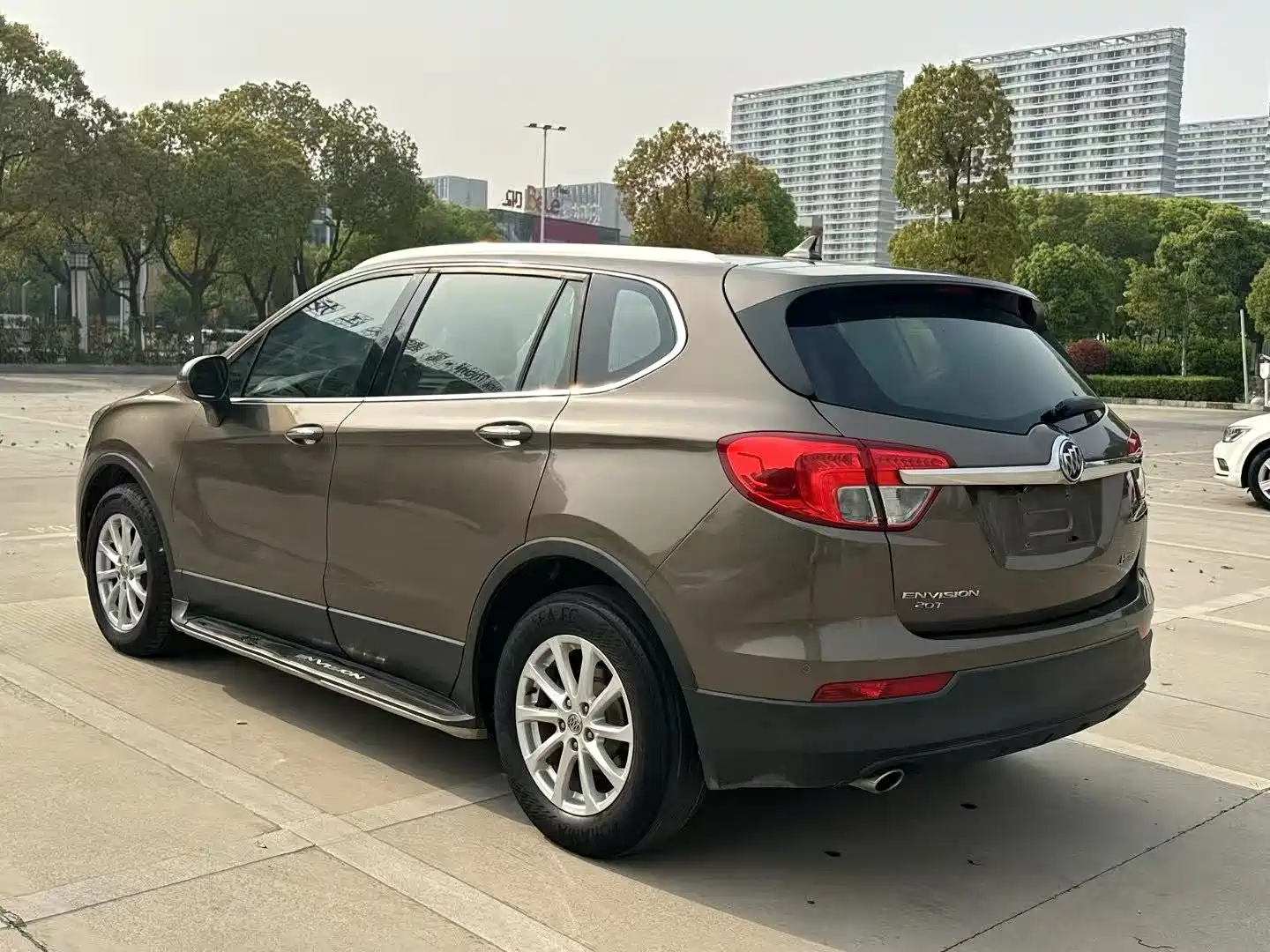 Фото 9 - Buick Envision Plus