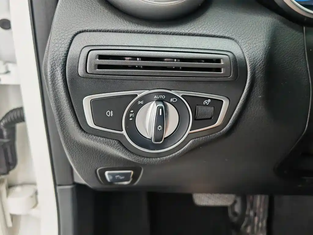Mercedes-Benz GLC Coupe 2021 2020 GLC 300 4MATIC Coupe SUV