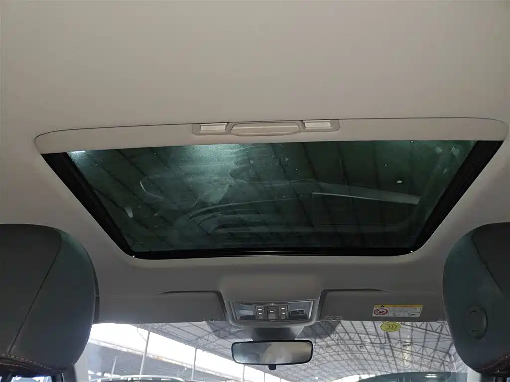 Volkswagen Lavida 2024 Model 300TSI DSG Starlight Leading Edition фото 18