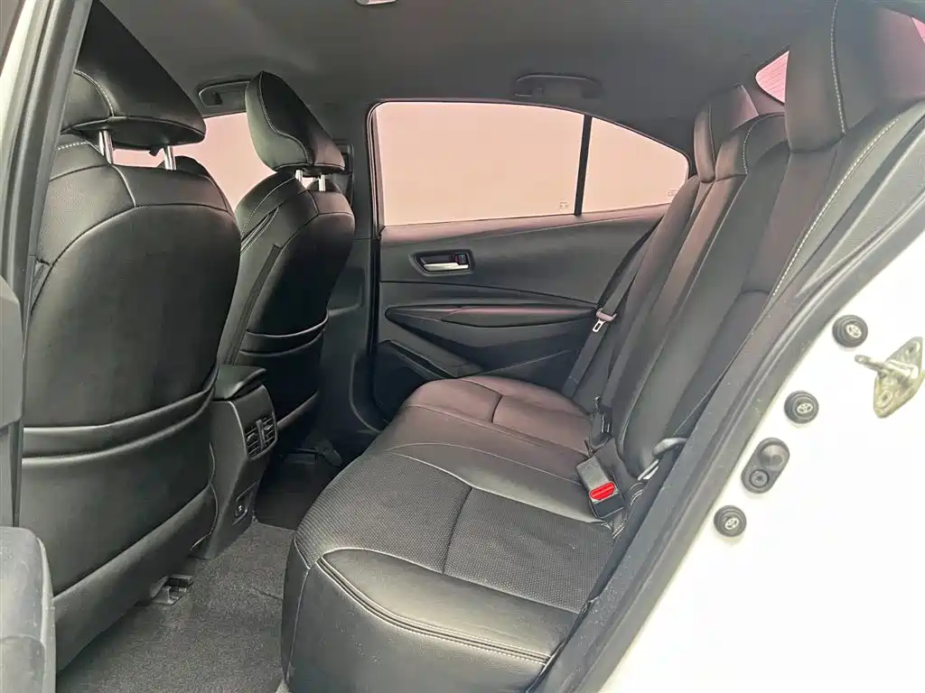 Toyota Levin 2022 TNGA 1.5L CVT Leading Edition фото 17