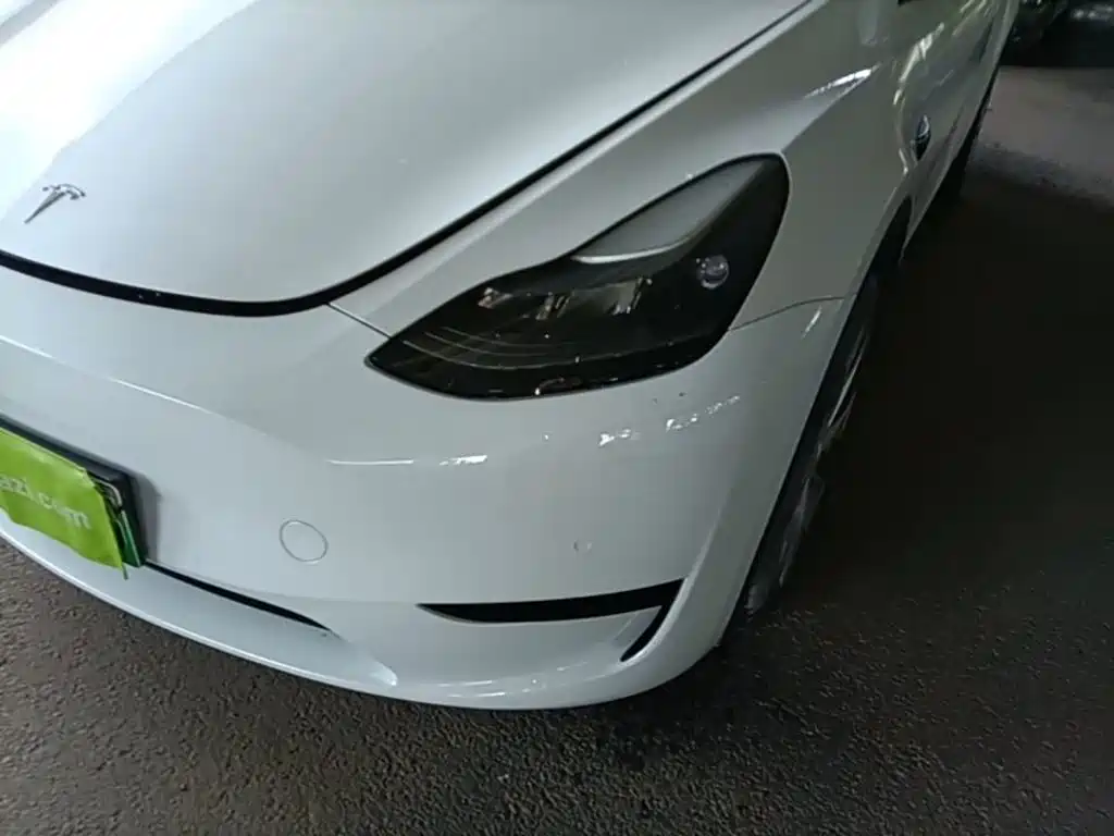Фото 24 - Tesla Model Y