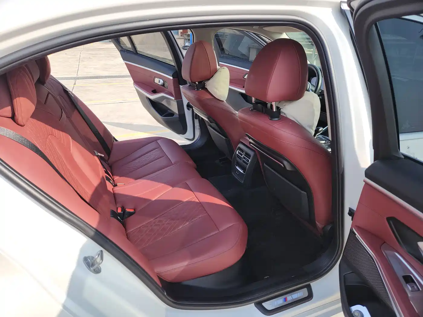 BMW 3 Series 2022 320Li M Sport Package фото 10