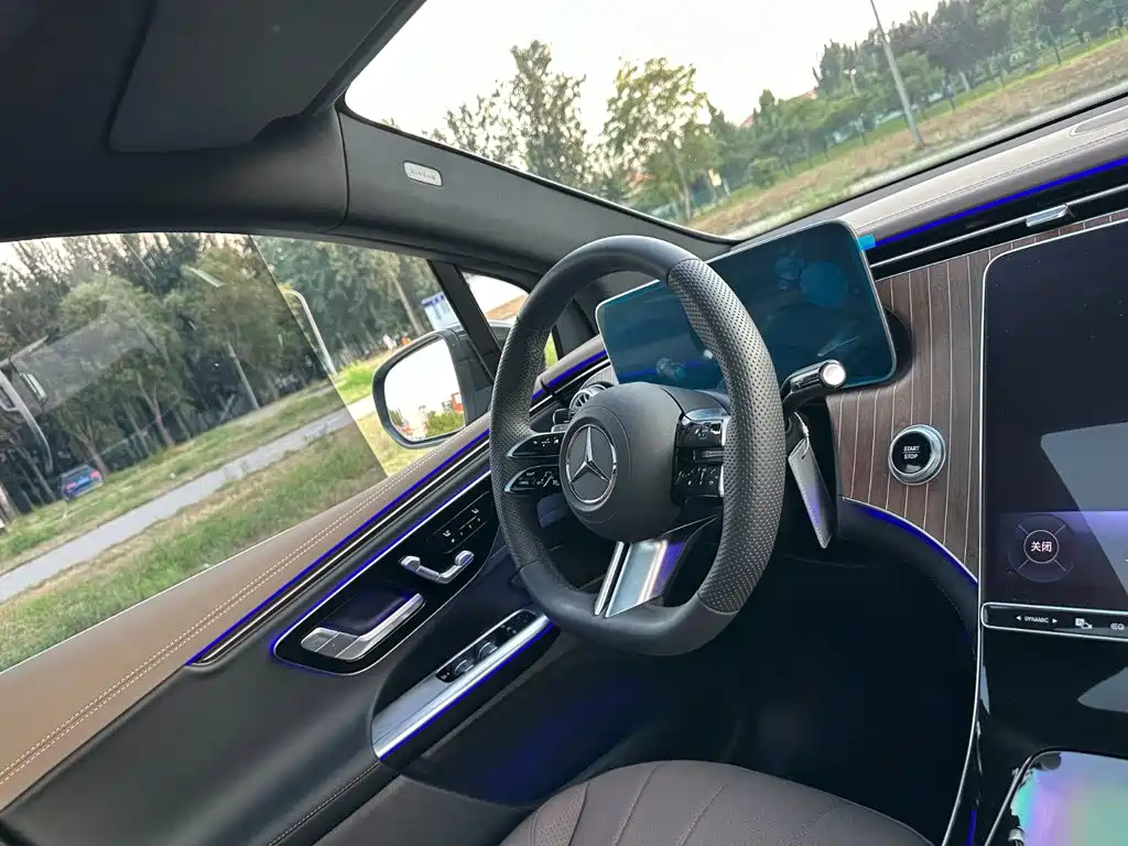 Mercedes-Benz EQE SUV 2026 2024 500 4MATIC Pioneer Edition