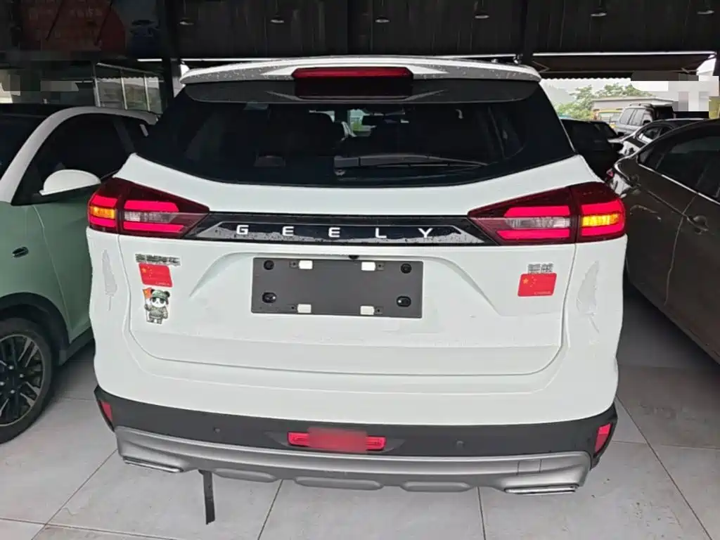 صورة 6 - Geely Atlas